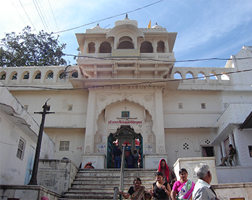 Golden Triangle With Pushkar Tour